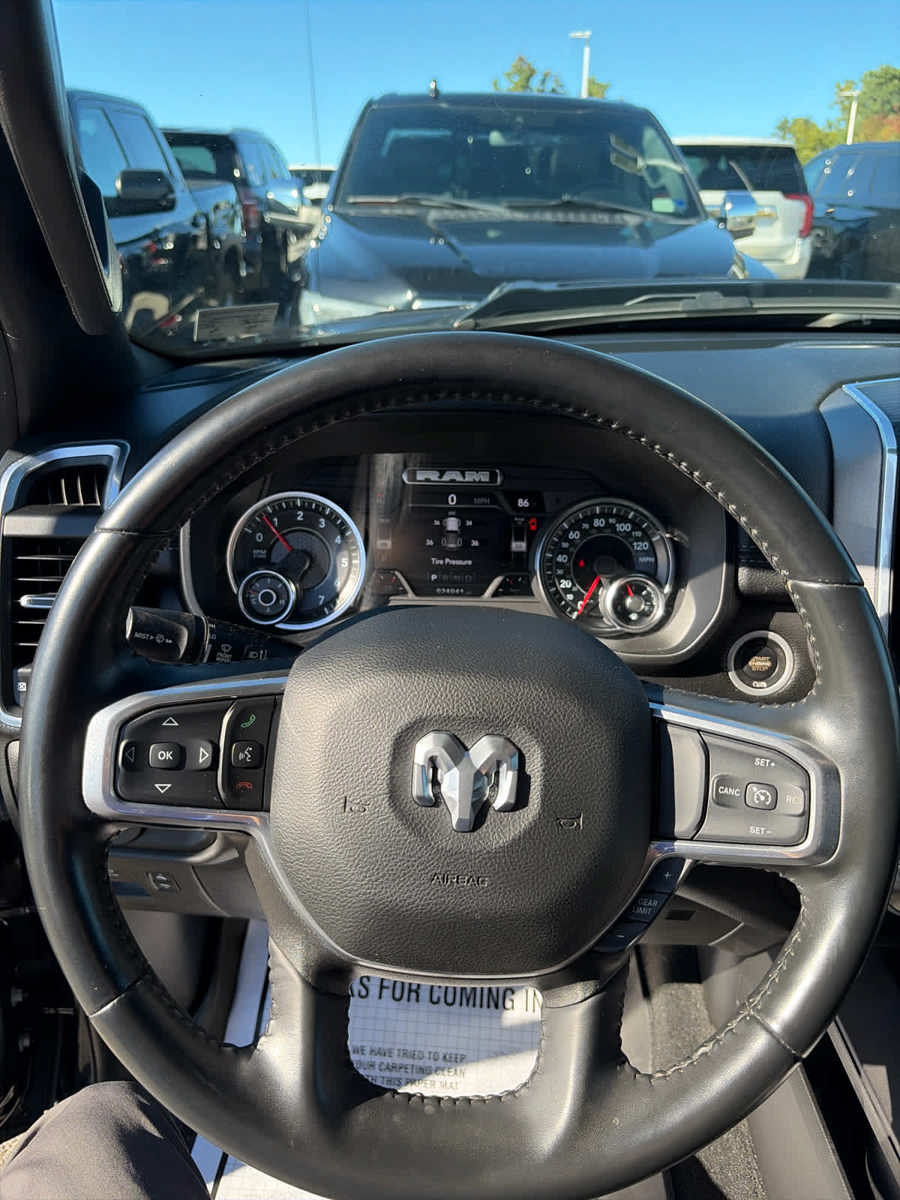 Used 2023 RAM 1500 Laramie AWD/4WD image 21