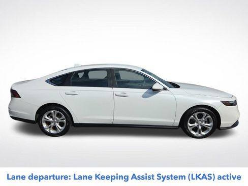 Used 2023 Honda Accord LX image 2