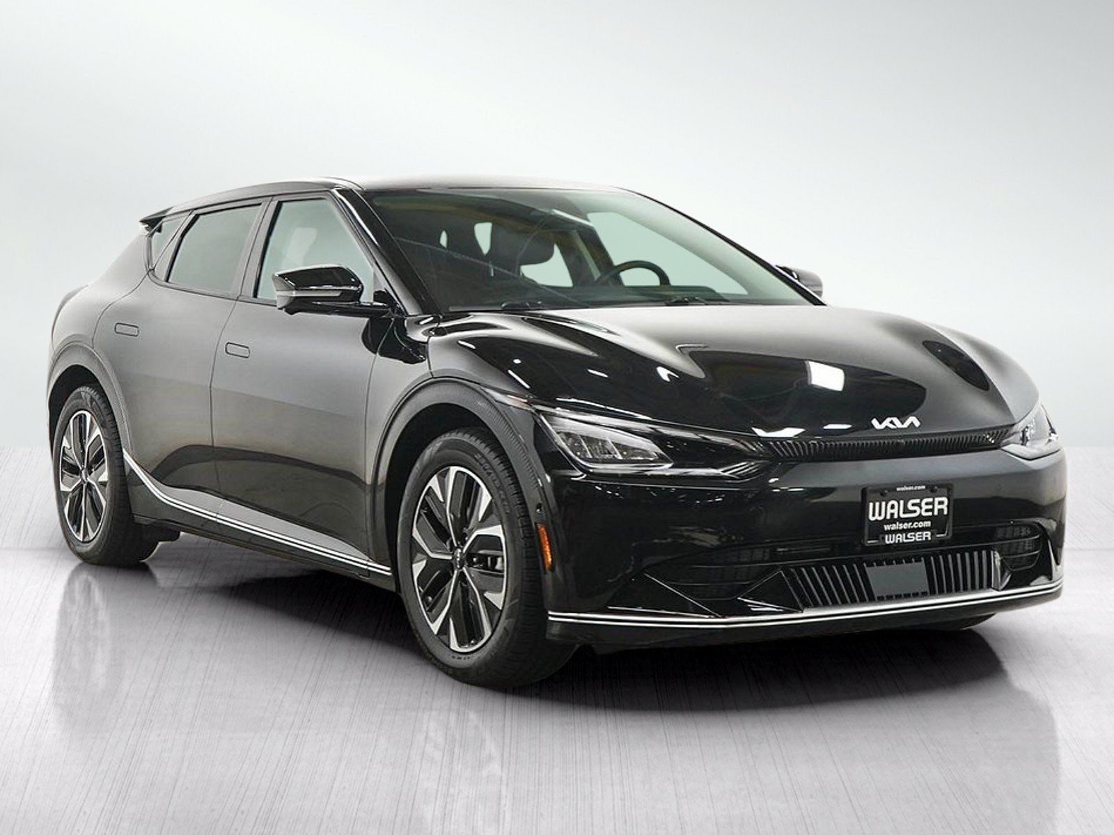 Used 2023 Kia EV6 Wind w/ Wind Technology Package AWD/4WD image 7