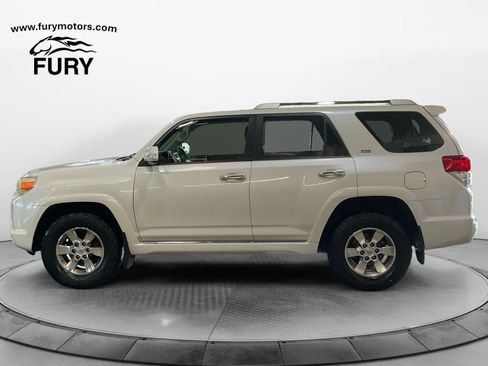 Used 2013 Toyota 4Runner SR5 w/ Premium Pkg w/3rd Row Seat AWD/4WD image 7