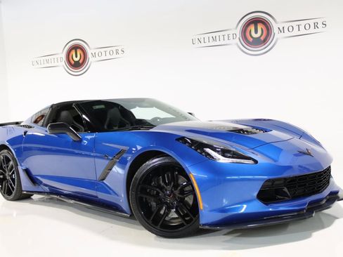 Used 2016 Chevrolet Corvette Stingray Coupe w/ Carbon Flash Badge Package image 65