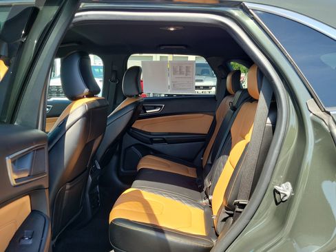 Certified 2024 Ford Edge Titanium w/ Titanium Elite Package AWD/4WD image 12