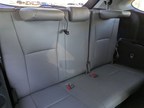 Used 2022 Toyota Highlander Platinum image 22