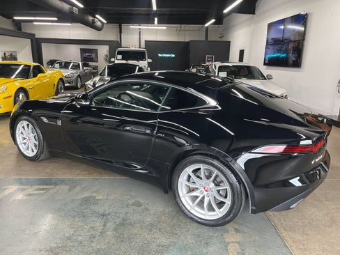 Used 2018 Jaguar F-TYPE Coupe RWD image 6