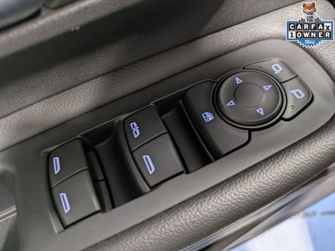 Used 2023 GMC Terrain SLE w/ Driver Convenience Package AWD/4WD image 11