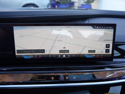 New 2026 BMW i7 xDrive60 image 22