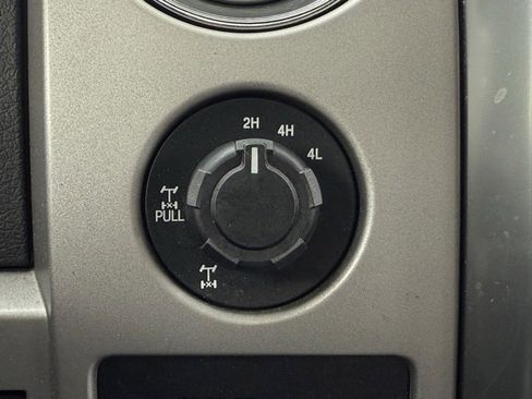 Used 2013 Ford F150 FX4 w/ Luxury Equipment Group image 16