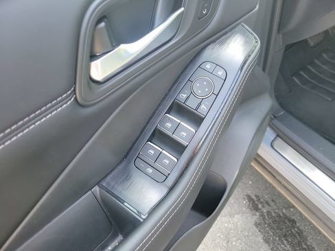 Used 2023 Nissan Rogue SL AWD/4WD image 18