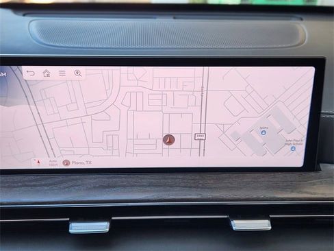 Used 2025 Genesis GV80 2.5T Prestige image 12