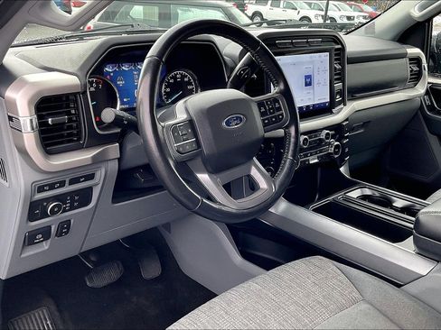Used 2022 Ford F150 XLT w/ Equipment Group 302A High image 13