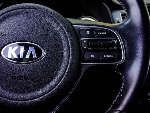 Used 2018 Kia Niro EX w/ EX Touring Graphite Edition FWD image 28
