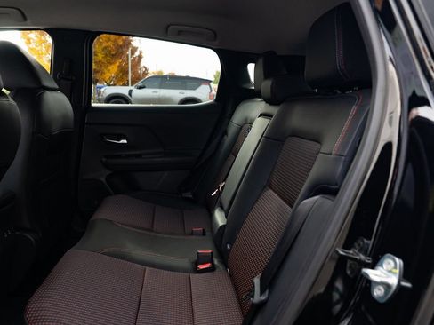 New 2026 Nissan Kicks SR w/ Cold Weather Package AWD/4WD image 20