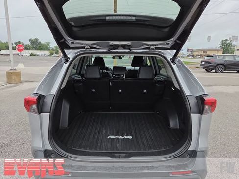 Used 2023 Toyota RAV4 XLE Premium AWD/4WD image 30
