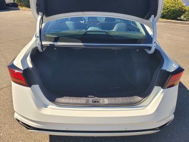 Certified 2025 Nissan Altima 2.5 S FWD image 11
