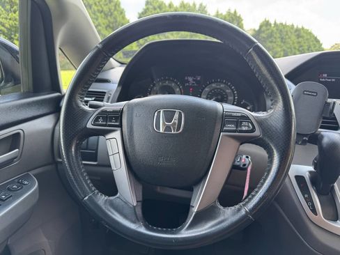 Used 2013 Honda Odyssey EX-L image 19