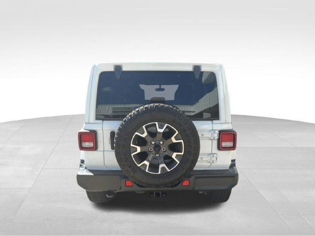 Used 2023 Jeep Wrangler Unlimited Sahara w/ Cold Weather Group AWD/4WD image 9