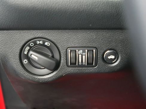 Used 2016 Dodge Challenger SRT Hellcat image 22