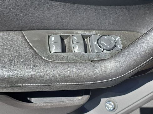 Used 2019 Chevrolet Blazer LT w/ Sound & Technology Package FWD image 31