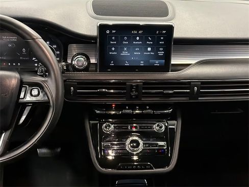 Used 2022 Lincoln Corsair FWD image 19