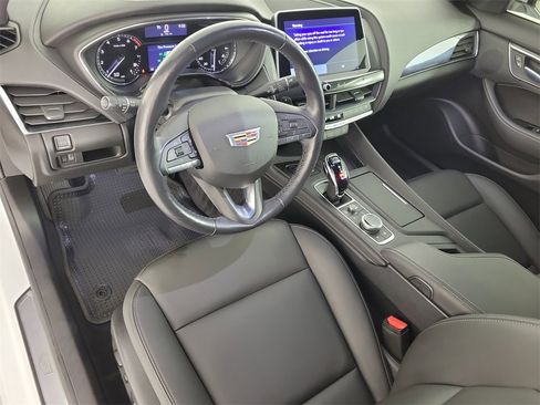 Used 2020 Cadillac CT5 Luxury w/ Cold Weather Package image 17