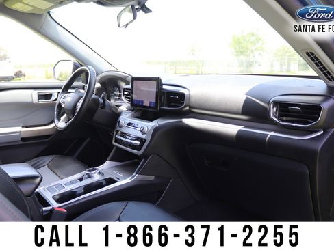Used 2022 Ford Explorer XLT w/ Equipment Group 202A image 51