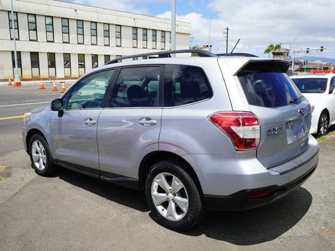 Used 2014 Subaru Forester 2.5i Limited AWD/4WD image 14