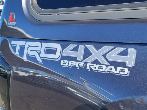 Used 2021 Toyota Tacoma 4x4 Double Cab image 9