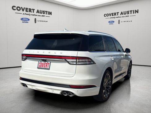 Certified 2020 Lincoln Aviator Grand Touring w/ Equipment Group 302A AWD/4WD image 5