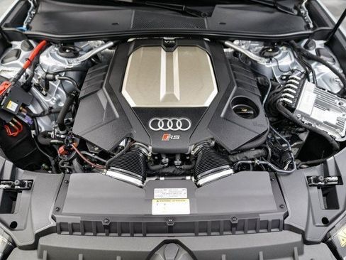 Used 2024 Audi RS 6 performance image 33