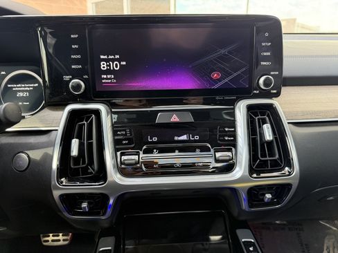 Used 2023 Kia Sorento SX Prestige AWD/4WD image 18