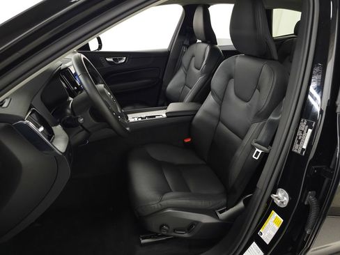 Certified 2025 Volvo XC60 B5 Plus AWD/4WD image 16