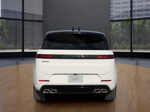 New 2026 Land Rover Range Rover Sport Dynamic SE image 4