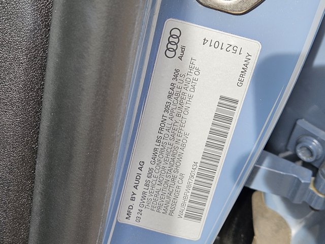 Used 2024 Audi RS e-tron GT w/ Carbon Performance Package AWD/4WD image 20