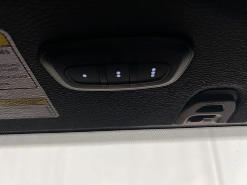 Used 2022 Jeep Wrangler Unlimited Sahara w/ Cold Weather Group image 36