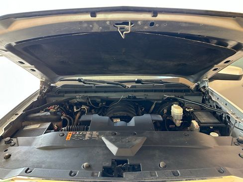 Used 2018 Chevrolet Silverado 1500 LT w/ Texas Edition image 31