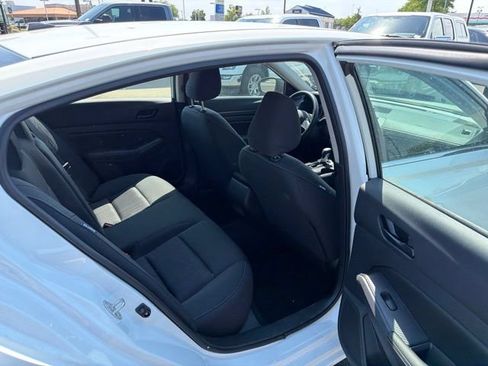 Used 2026 Nissan Altima 2.5 SV FWD image 30