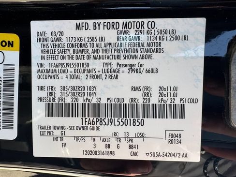 Used 2020 Ford Mustang Shelby GT500 w/ Technology Package RWD image 23