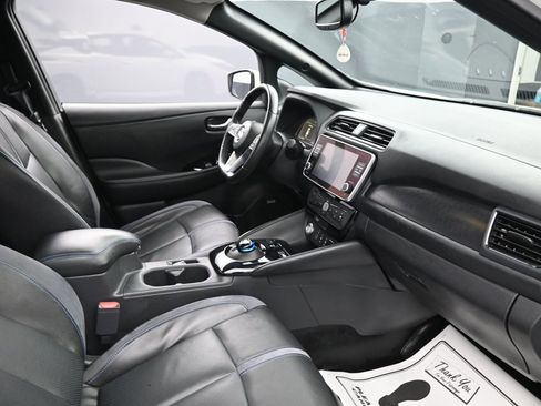 Used 2022 Nissan Leaf SL Plus image 38