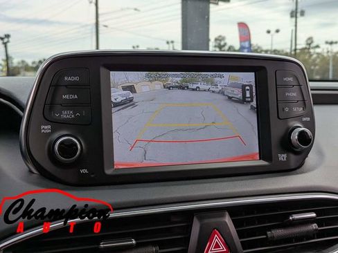 Used 2020 Hyundai Santa Fe SEL w/ Convenience + Premium Package image 25