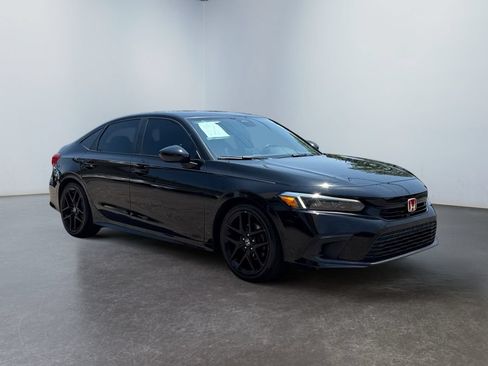 Used 2022 Honda Civic Sport image 3