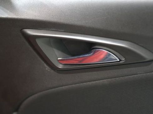 Used 2021 Chevrolet Malibu RS FWD image 37