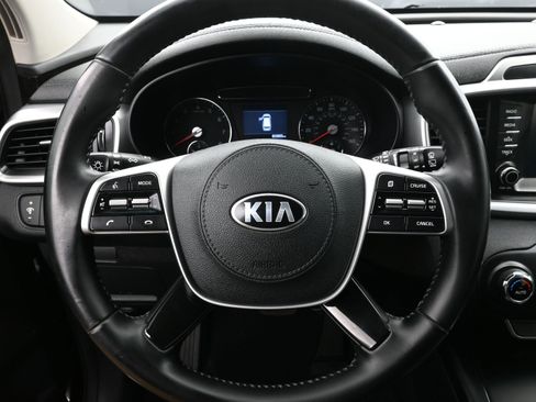 Used 2020 Kia Sorento LX w/ LX I4 Convenience Package image 13
