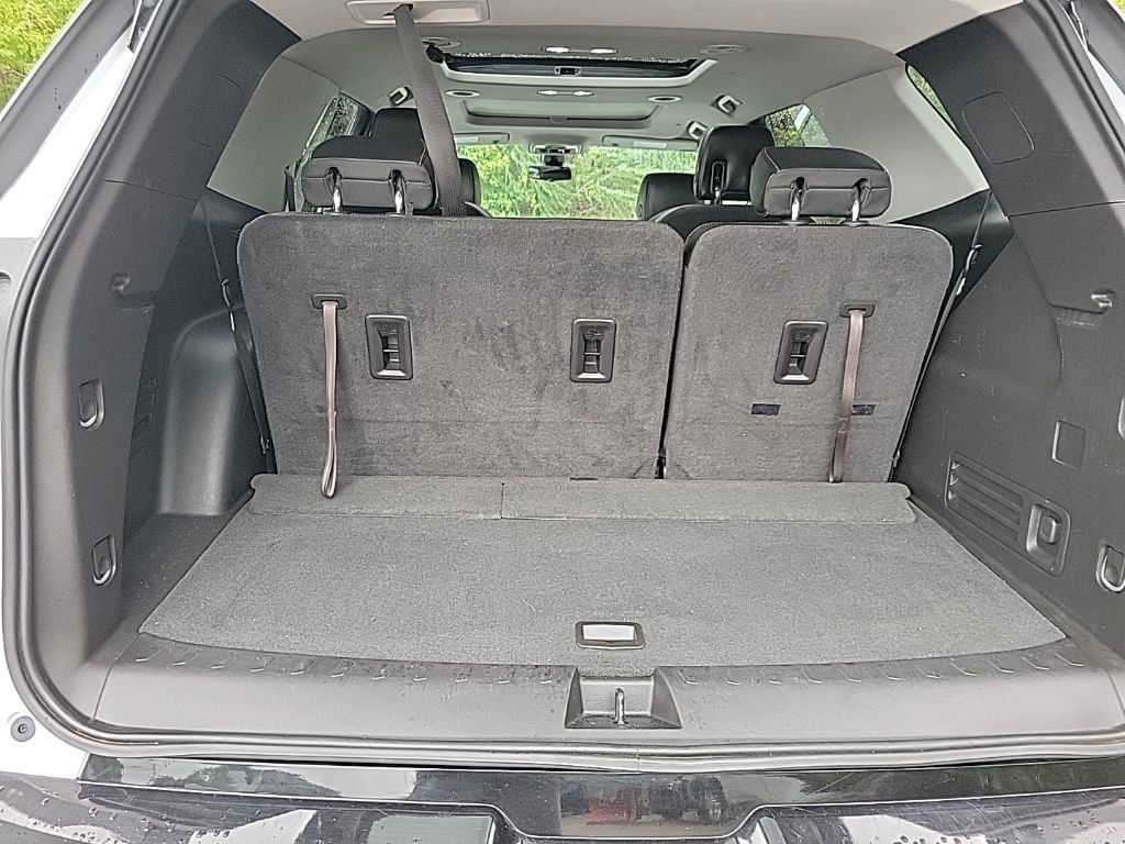 Used 2018 Chevrolet Traverse Premier w/ Redline Edition AWD/4WD image 32