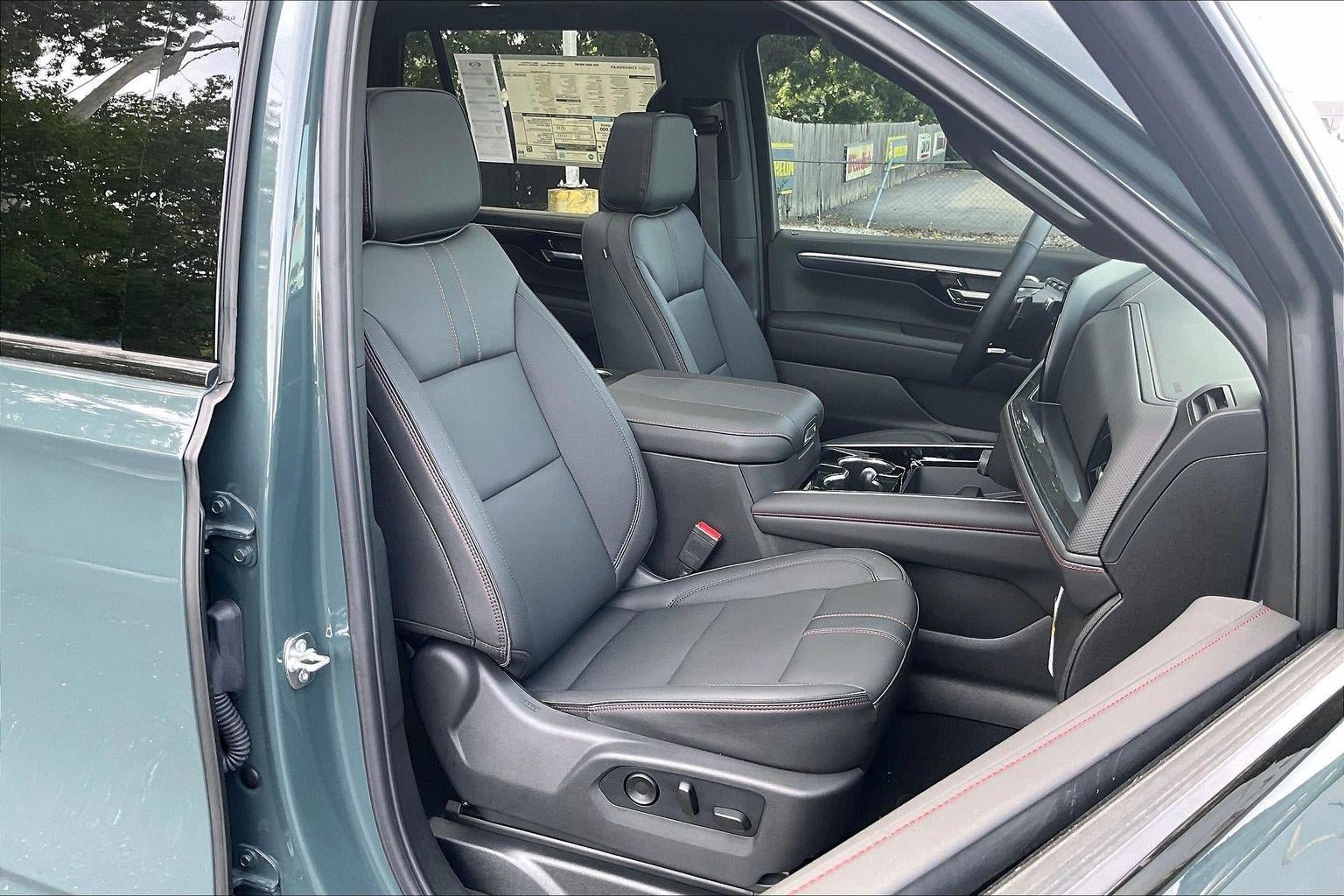 New 2026 Chevrolet Tahoe RST w/ Comfort Package AWD/4WD image 29