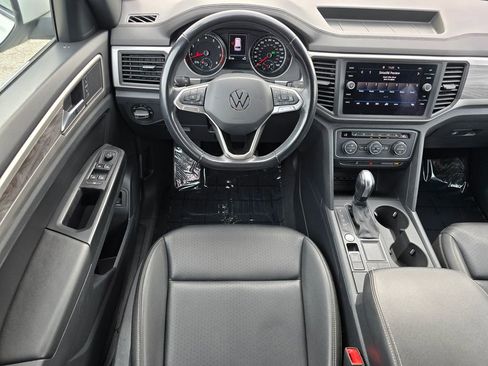 Used 2020 Volkswagen Atlas Cross Sport SE image 29