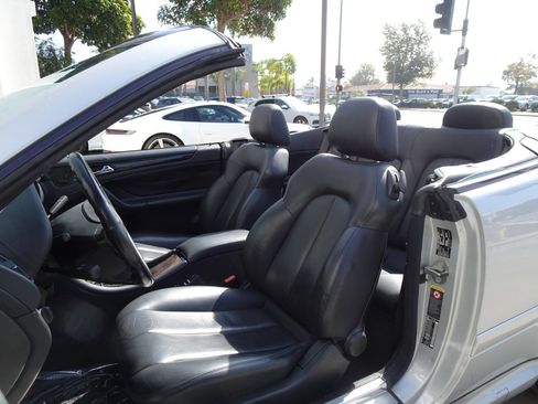 Used 2002 Mercedes-Benz CLK 55 AMG Cabriolet image 12