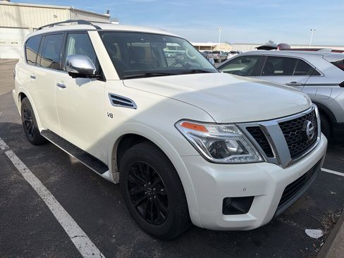 Used 2019 Nissan Armada Platinum w/ Captain's Chairs Package image 3