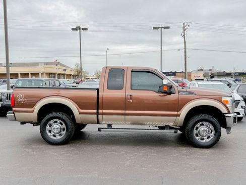 Used 2012 Ford F250 Lariat w/ Chrome Pkg AWD/4WD image 18
