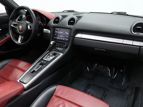 Used 2017 Porsche 718 Boxster S image 54