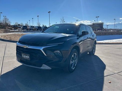 Used 2023 Chevrolet Blazer LT w/ Driver Confidence Package image 3